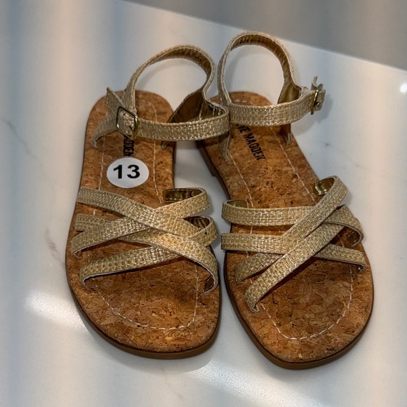 Steve Madden Other - Steve Madden Metallic Gold Sandals